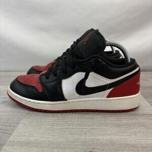 Air Jordan 1 Low GS ‘Bred Toe’ (2023) - Size 7Y / Women’s 8.5 - 553560-161